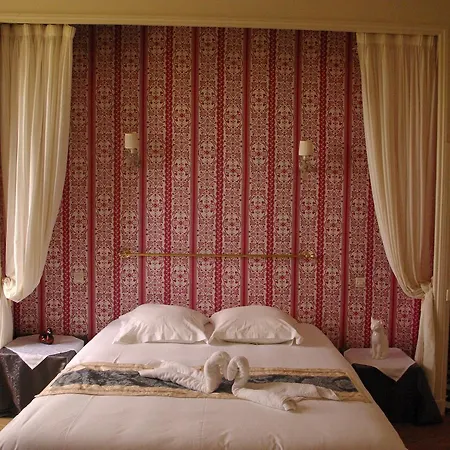 ベッド・アンド・ブレックファスト Chateau De La Guillonniere Dienné