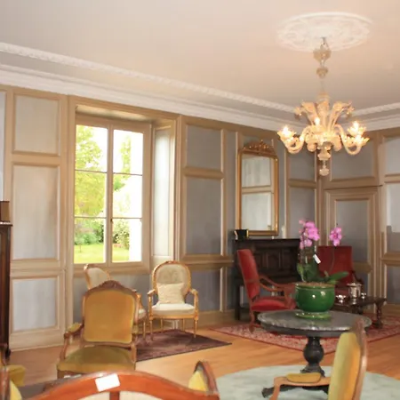 Chateau De La Guillonniere ベッド・アンド・ブレックファスト Dienné